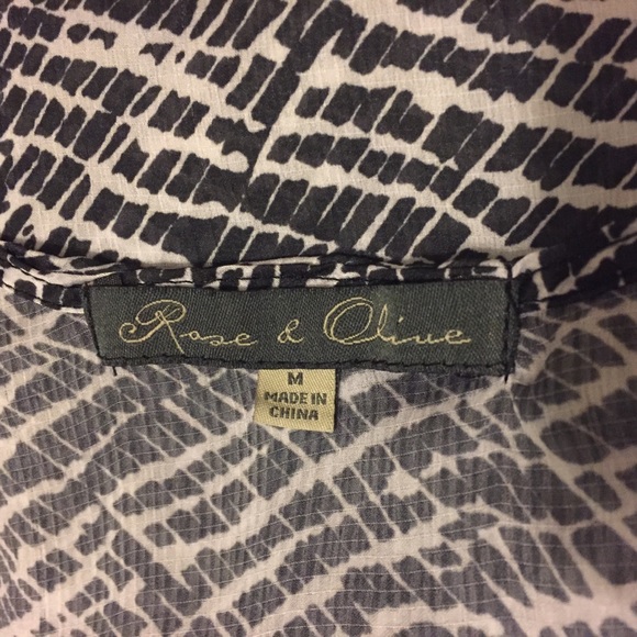 ROSE & OLIVE Sleeveless Patterned Blouse - Picture 4 of 4